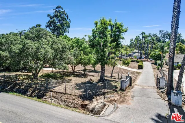 $1,549,000 | 614 Valley Drive, Vista, CA 92084
