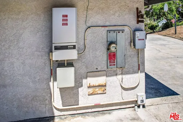 $1,549,000 | 614 Valley Drive, Vista, CA 92084