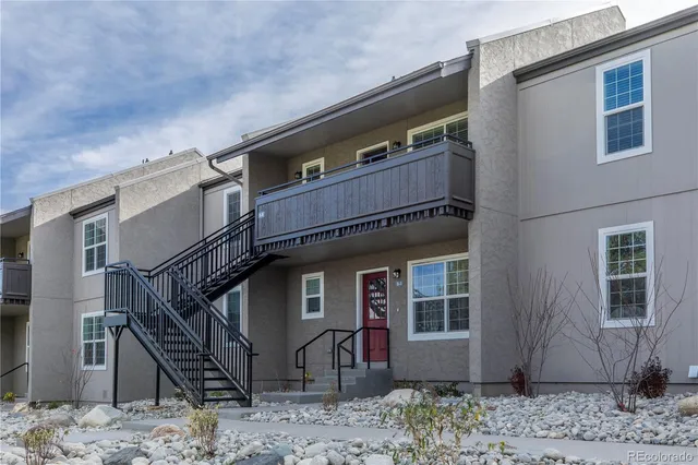 $2,600 | 2301 East Fremont Avenue, Unit S08, Centennial, CO 80122