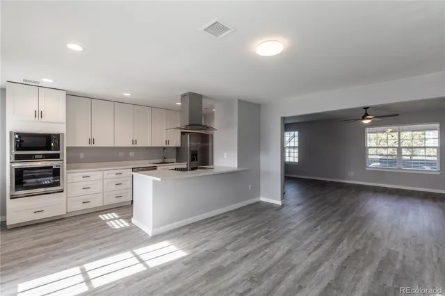 $2,600 | 2301 East Fremont Avenue, Unit S08, Centennial, CO 80122