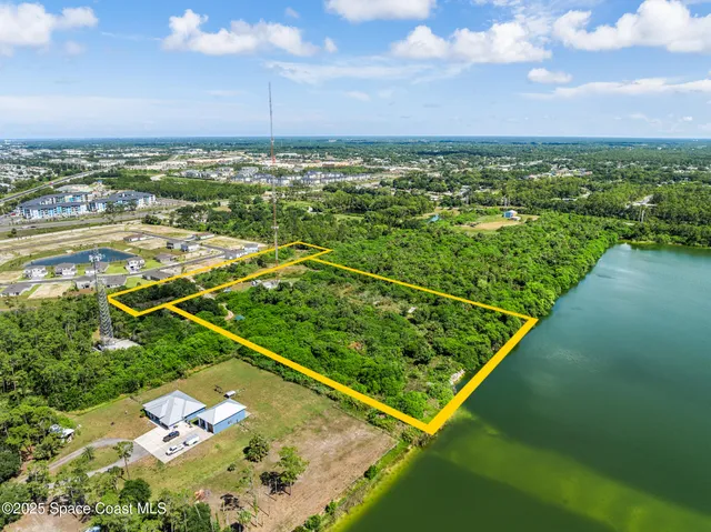 $485,000 | 3545 Carriage Gate Drive, Melbourne, FL 32904