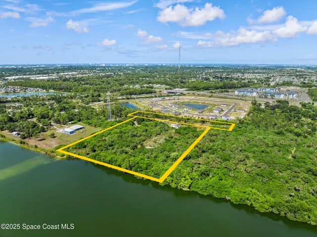 $485,000 | 3545 Carriage Gate Drive, Melbourne, FL 32904