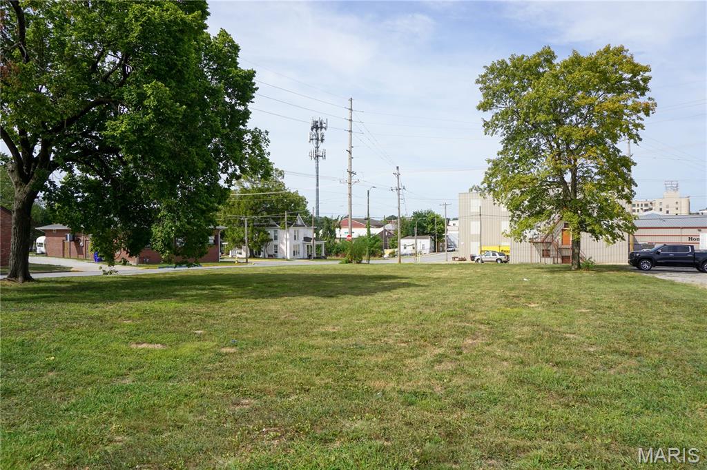 303 East 7th Street Rolla, MO 65401 - Photo 2 of 4