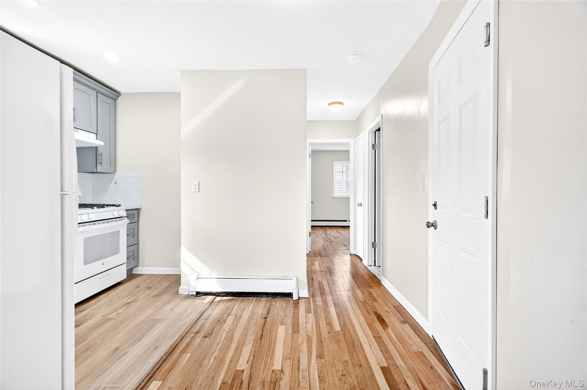 3615 Eastchester Road, Unit 2 Bronx, NY 10469 - Photo 5 of 9