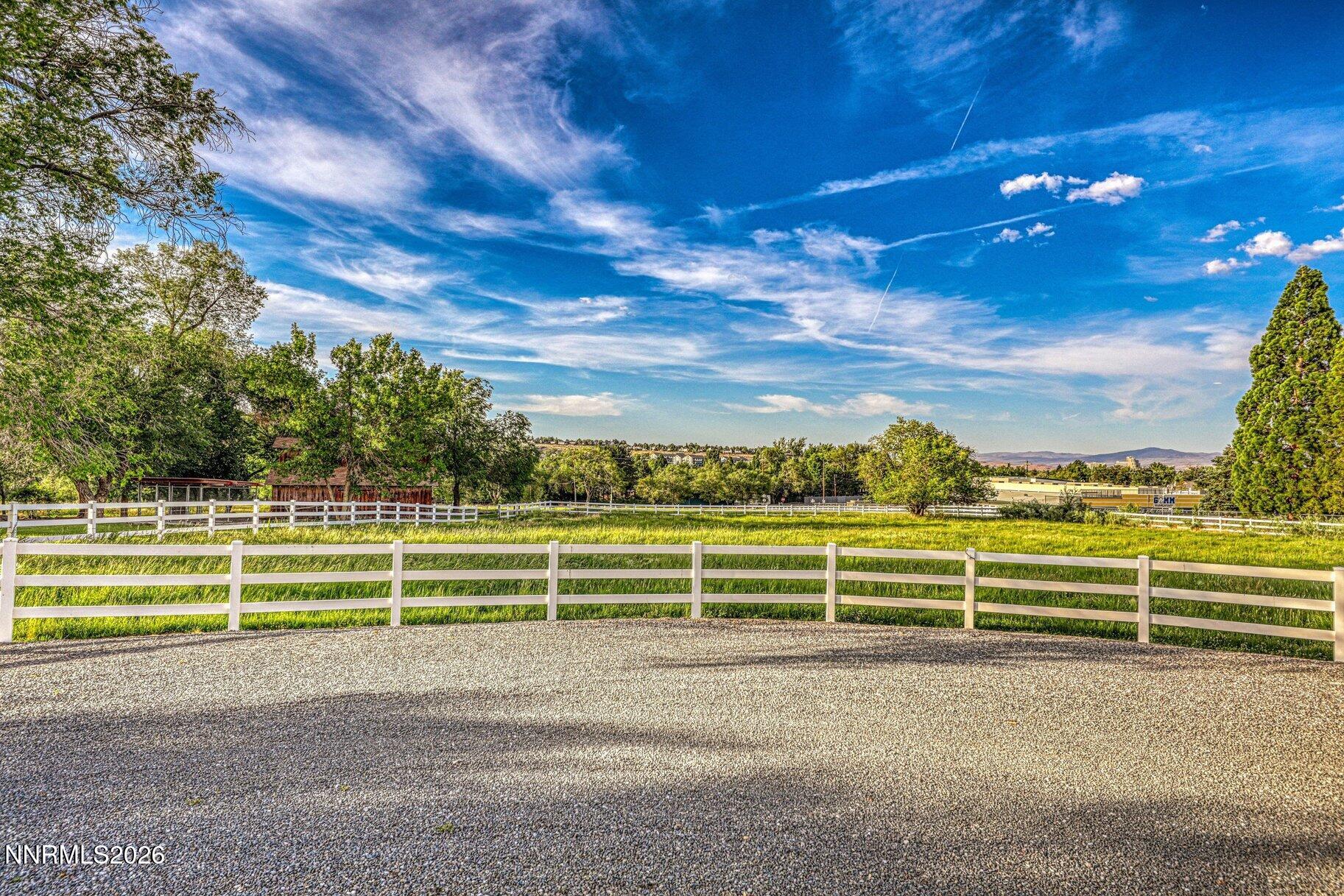 025-201-exterior-4200x2800