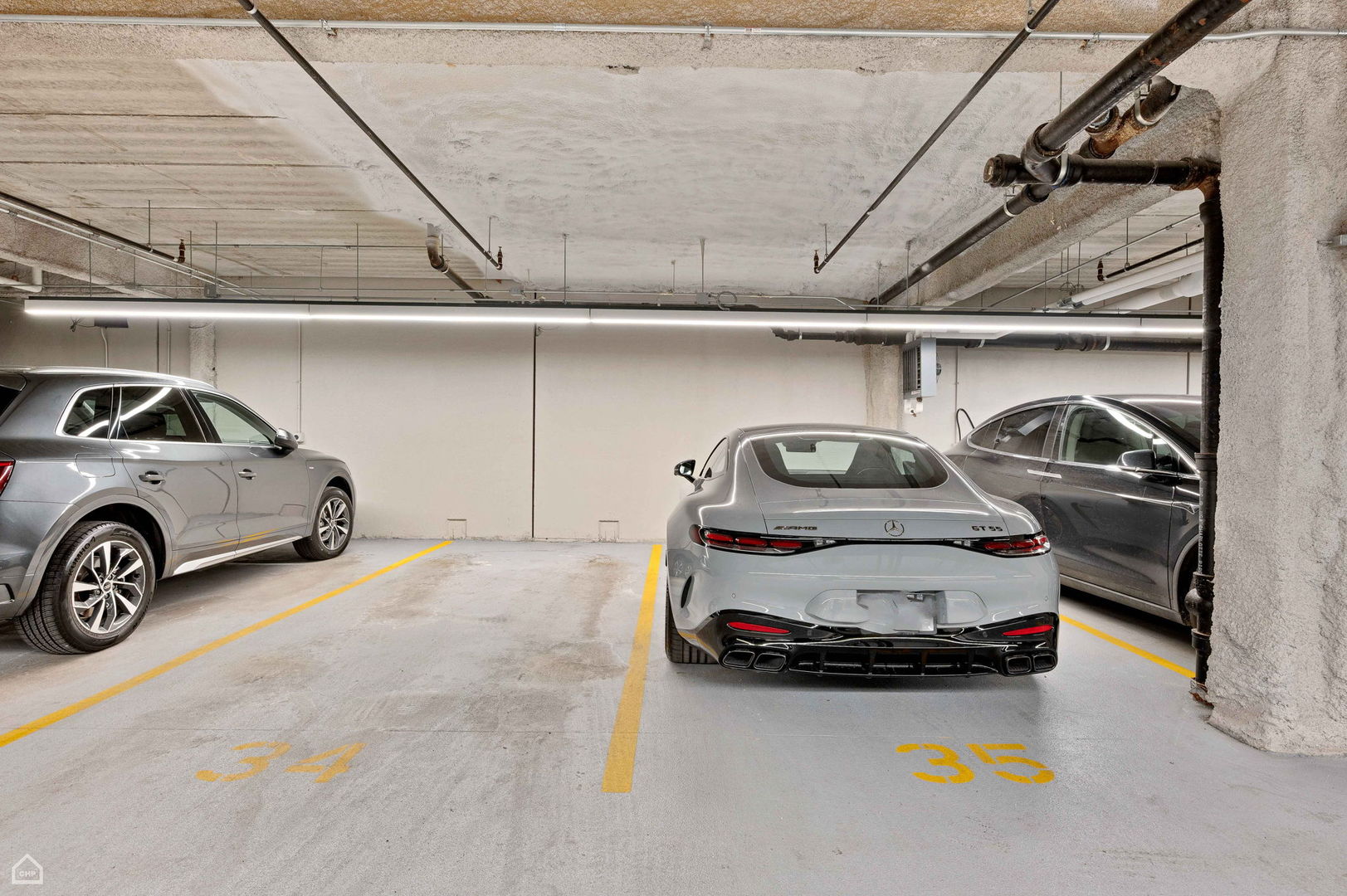 1109 West Washington Boulevard, Unit 6B Chicago, IL 60607 - Photo 40 of 40 a view of a car garage