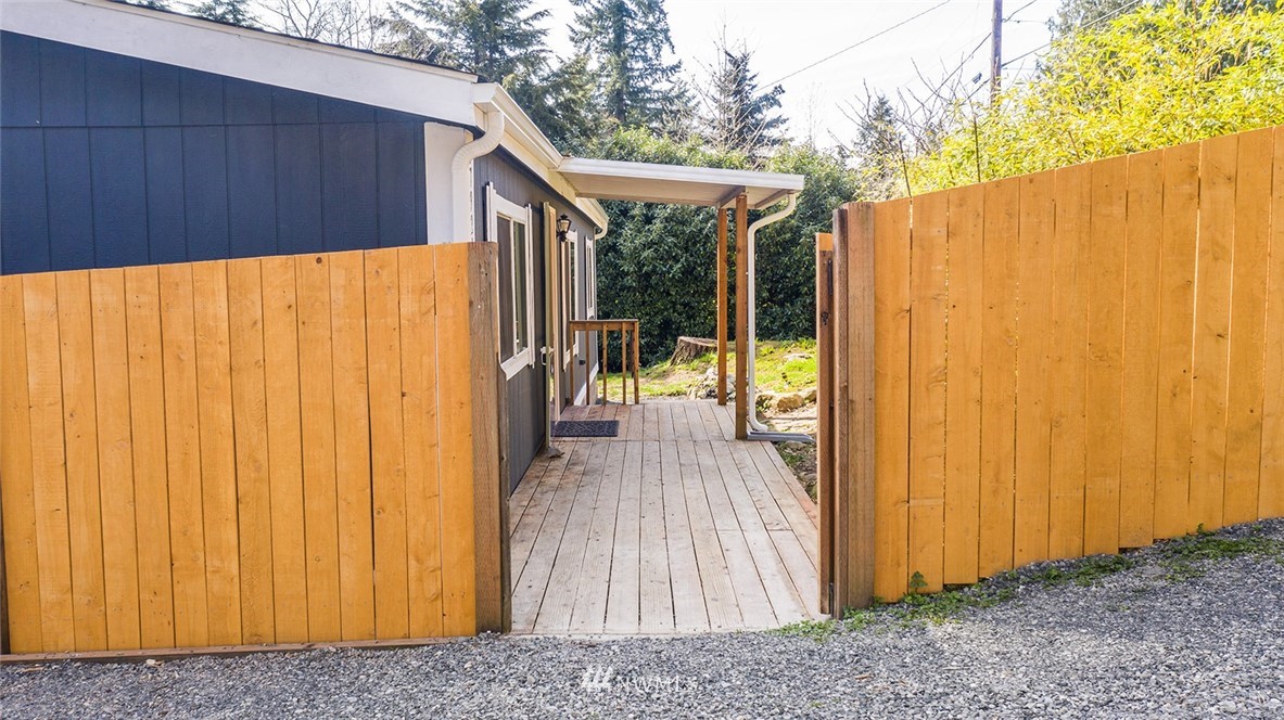 17920 Trombley Road Snohomish, WA 98290 - Photo 34 of 36 a view of outdoor space and yard