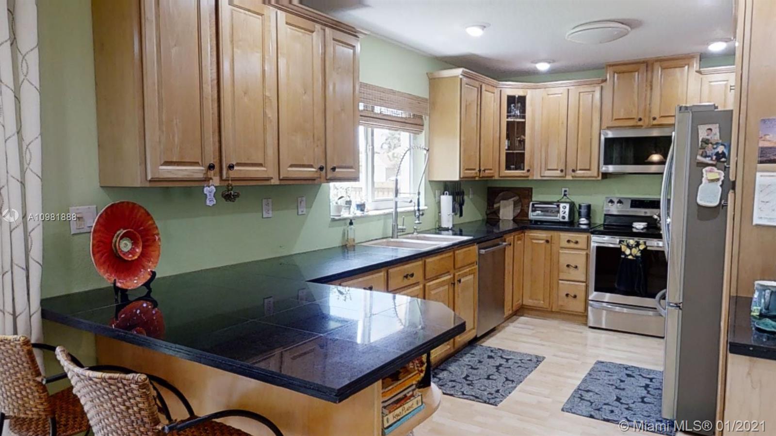 9750 Southwest 219th Street Cutler Bay, FL 33190 - Photo 11 of 63