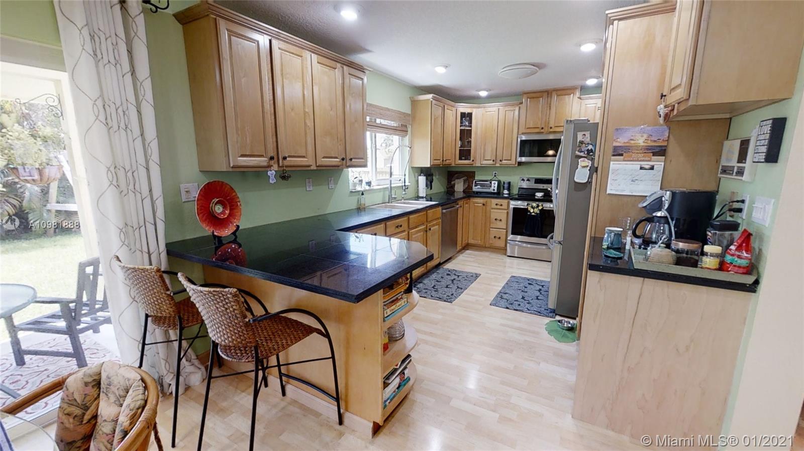 9750 Southwest 219th Street Cutler Bay, FL 33190 - Photo 12 of 63