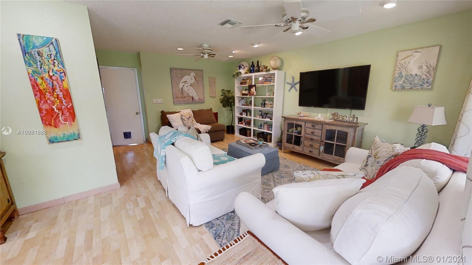 9750 Southwest 219th Street Cutler Bay, FL 33190 - Photo 16 of 63