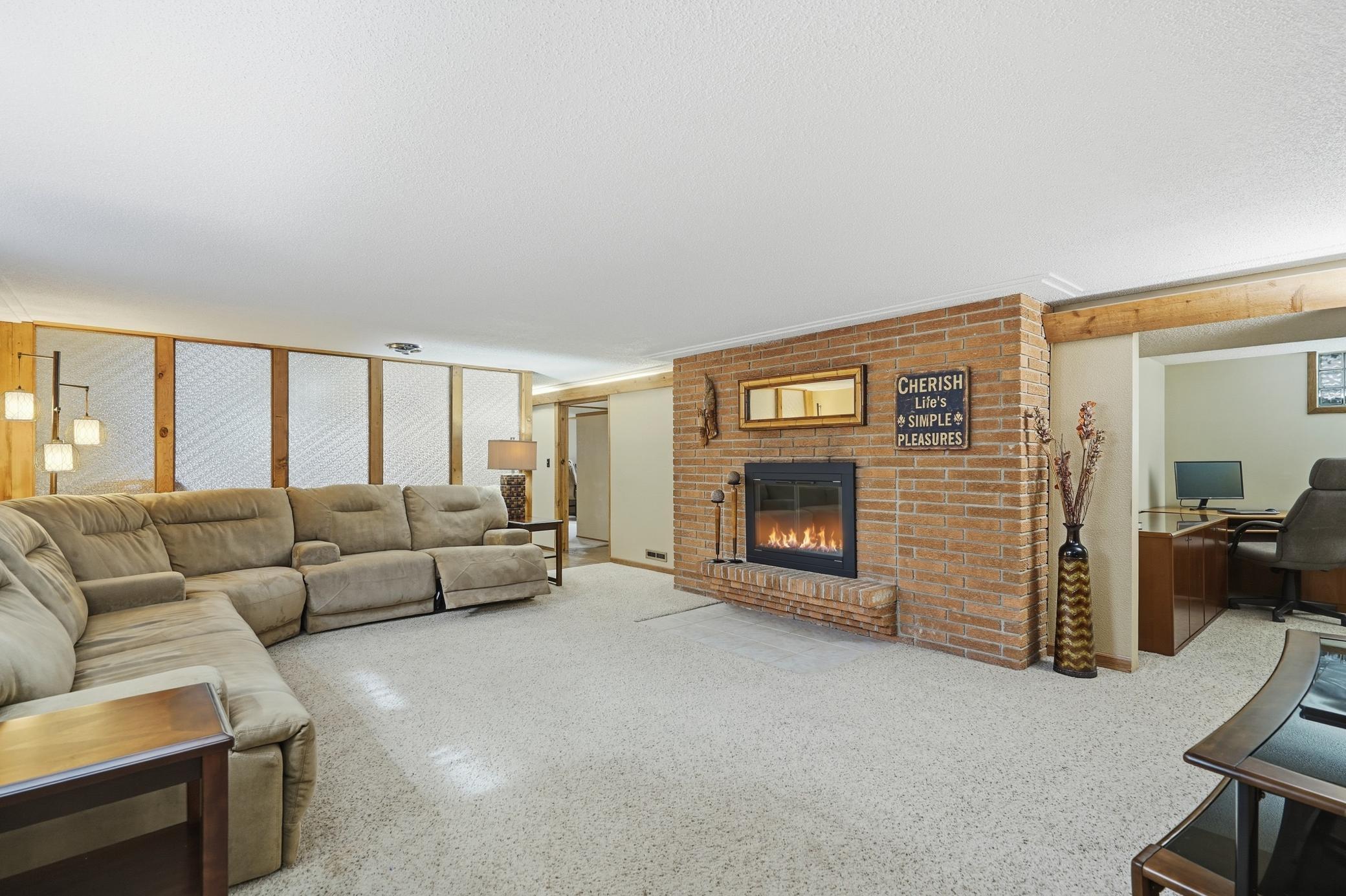 1343 Hillwind Road Northeast Fridley, MN 55432 - Photo 22 of 36 Gallery Image 22