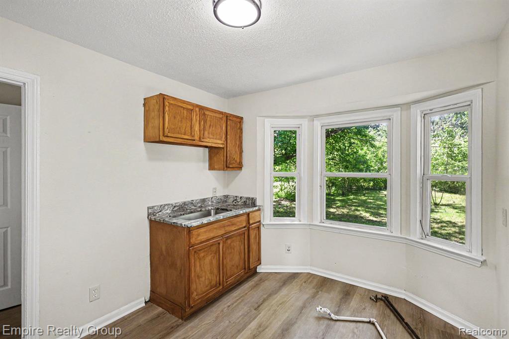 4575 Neff Avenue Detroit, MI 48224 - Photo 8 of 24