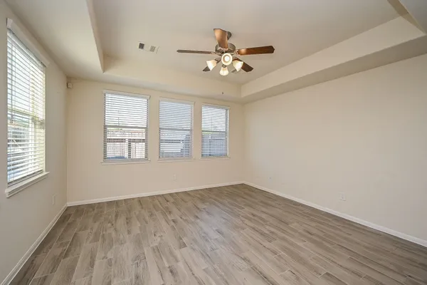 $1,800 | 8231 Hawthorne Valley Lane, Houston, TX 77095