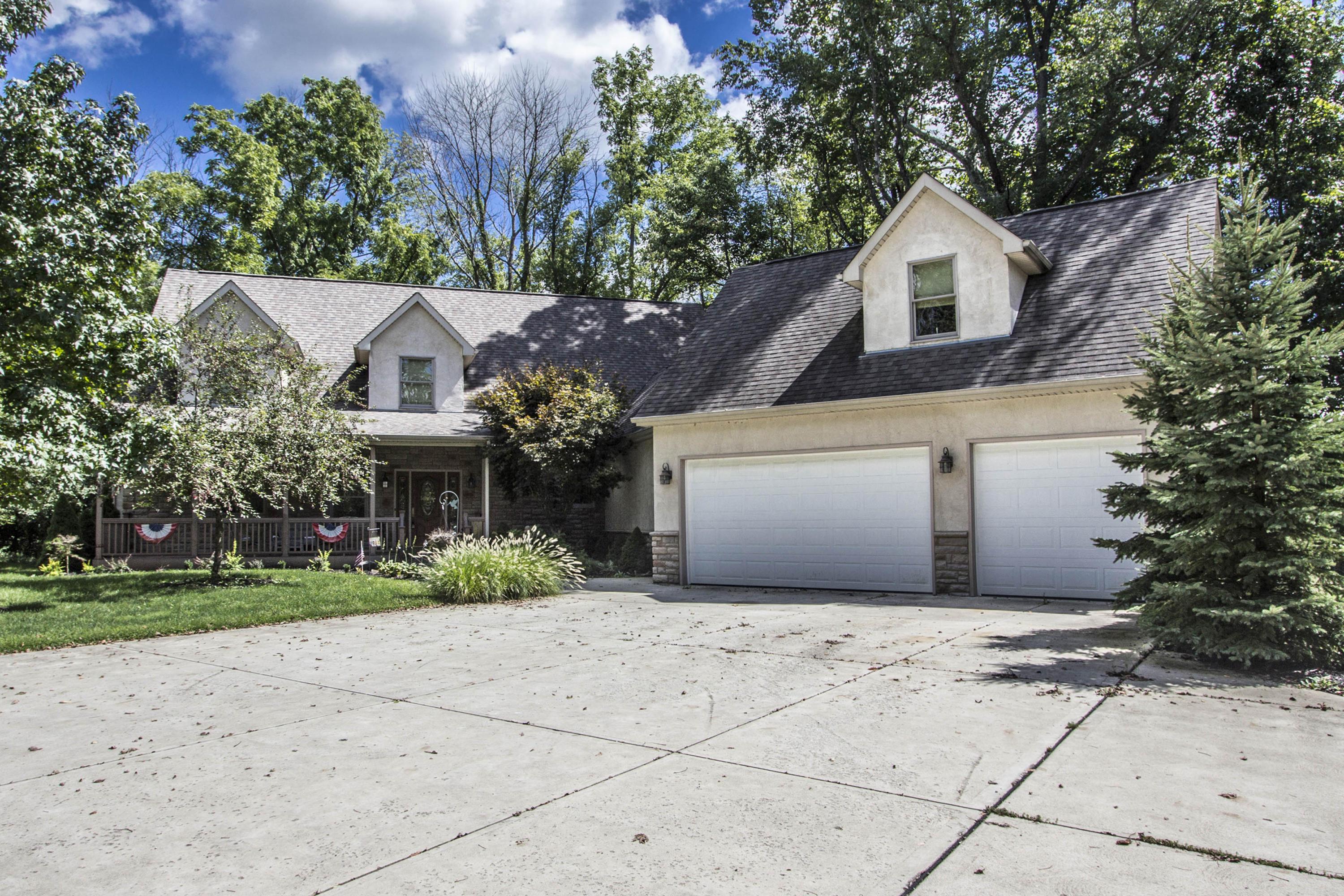 10220 Heimberger Road Northwest Baltimore, OH 43105 - Photo 1 of 102