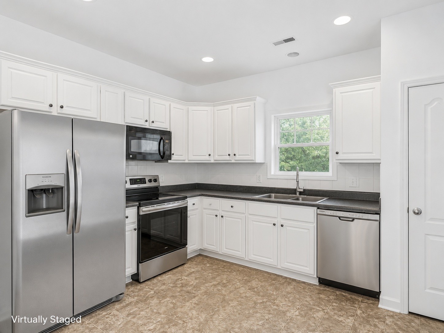 6038 Chickadee Circle Spring Hill, TN 37174 - Photo 8 of 27 Gallery Image 8