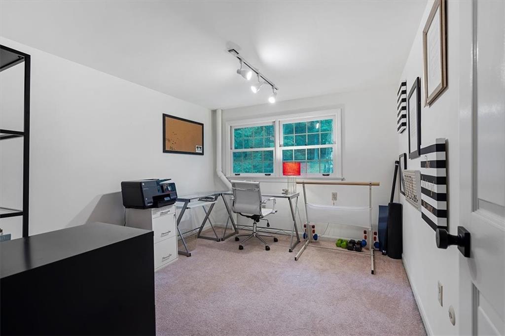 106 Rutledge Drive Pittsburgh, PA 15215 - Photo 20 of 25 Gallery Image 20