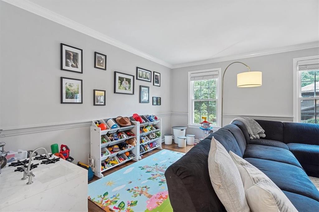 106 Rutledge Drive Pittsburgh, PA 15215 - Photo 5 of 25 Gallery Image 5