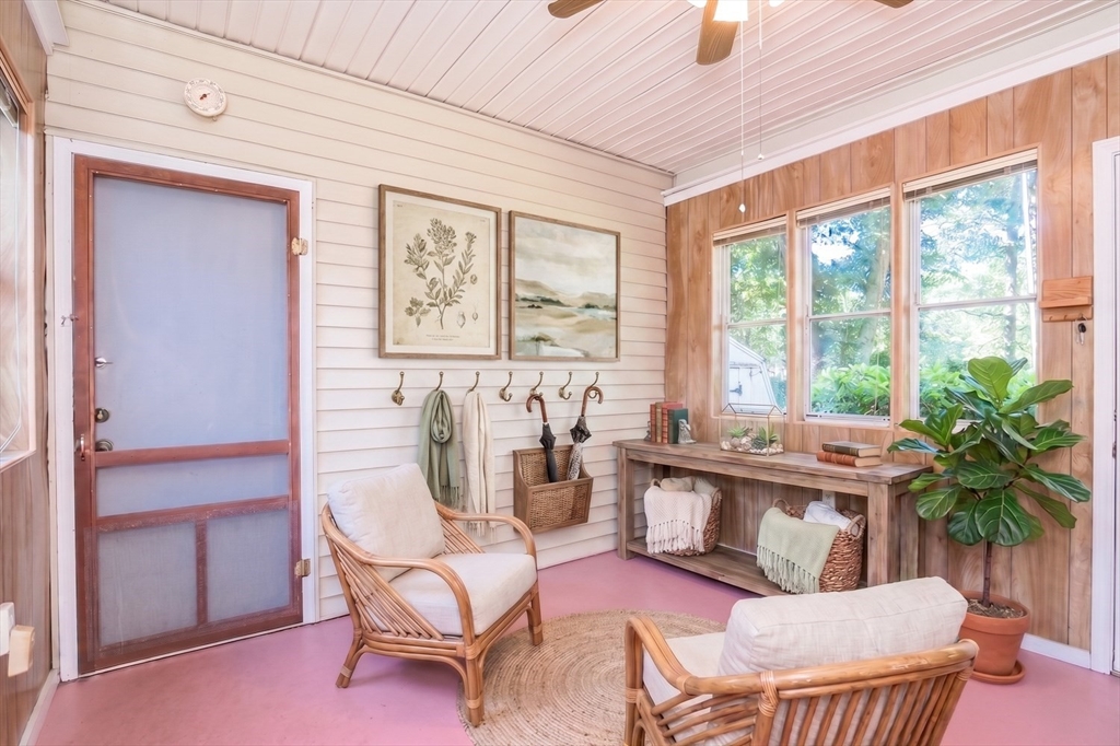 63 Tinkham Road Springfield, MA 01129 - Photo 9 of 22 Gallery Image 9