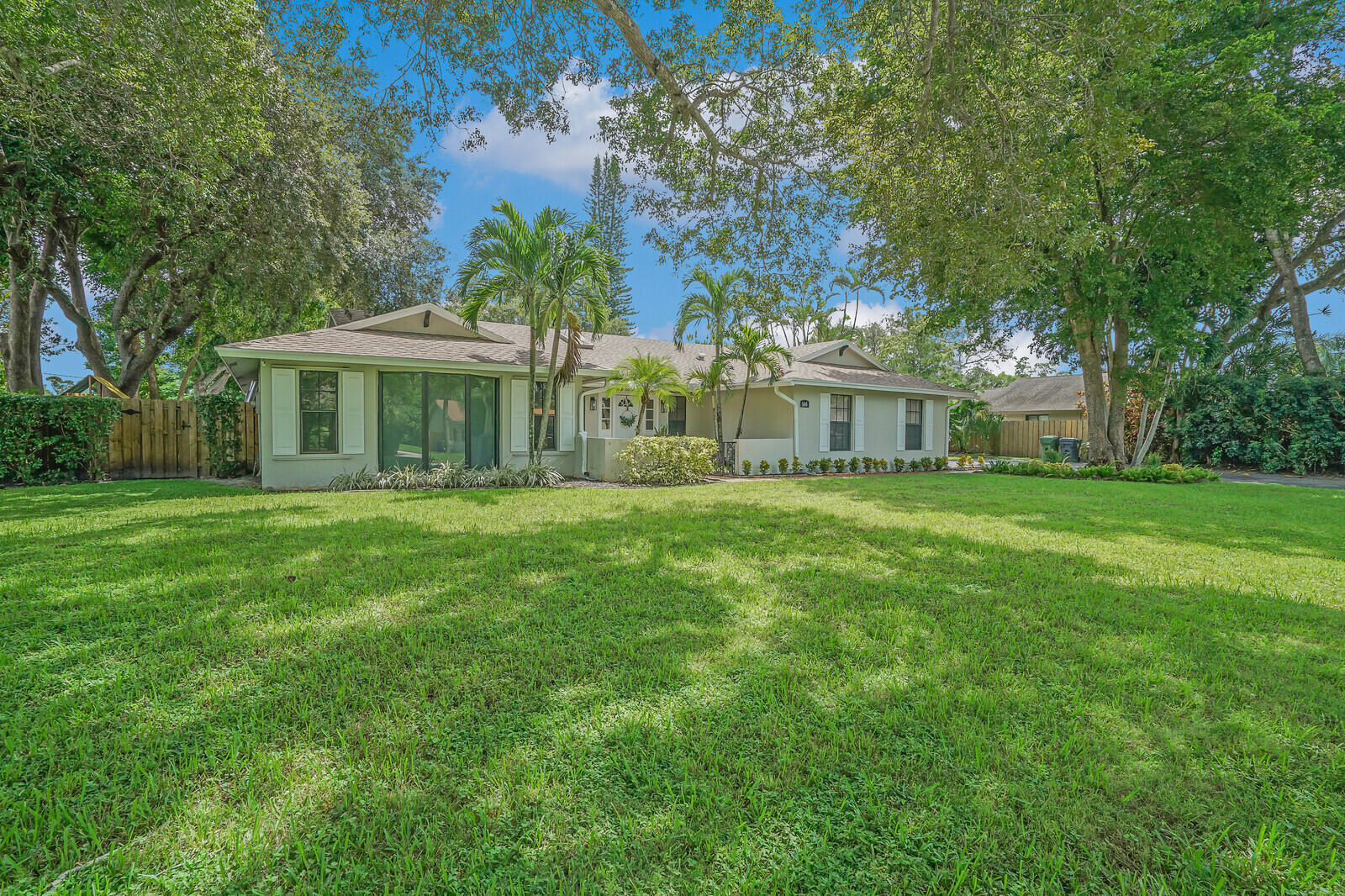 166 Old Country Road South Wellington, FL 33414 - Photo 51 of 76 14_Image_3_mls