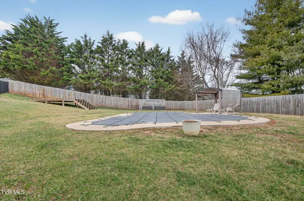 $649,900 | 222 Spanish Oak Lane, Glade Spring, VA 24340