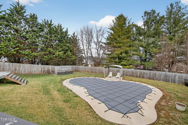 $649,900 | 222 Spanish Oak Lane, Glade Spring, VA 24340