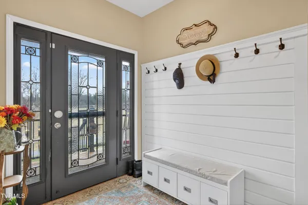 $649,900 | 222 Spanish Oak Lane, Glade Spring, VA 24340