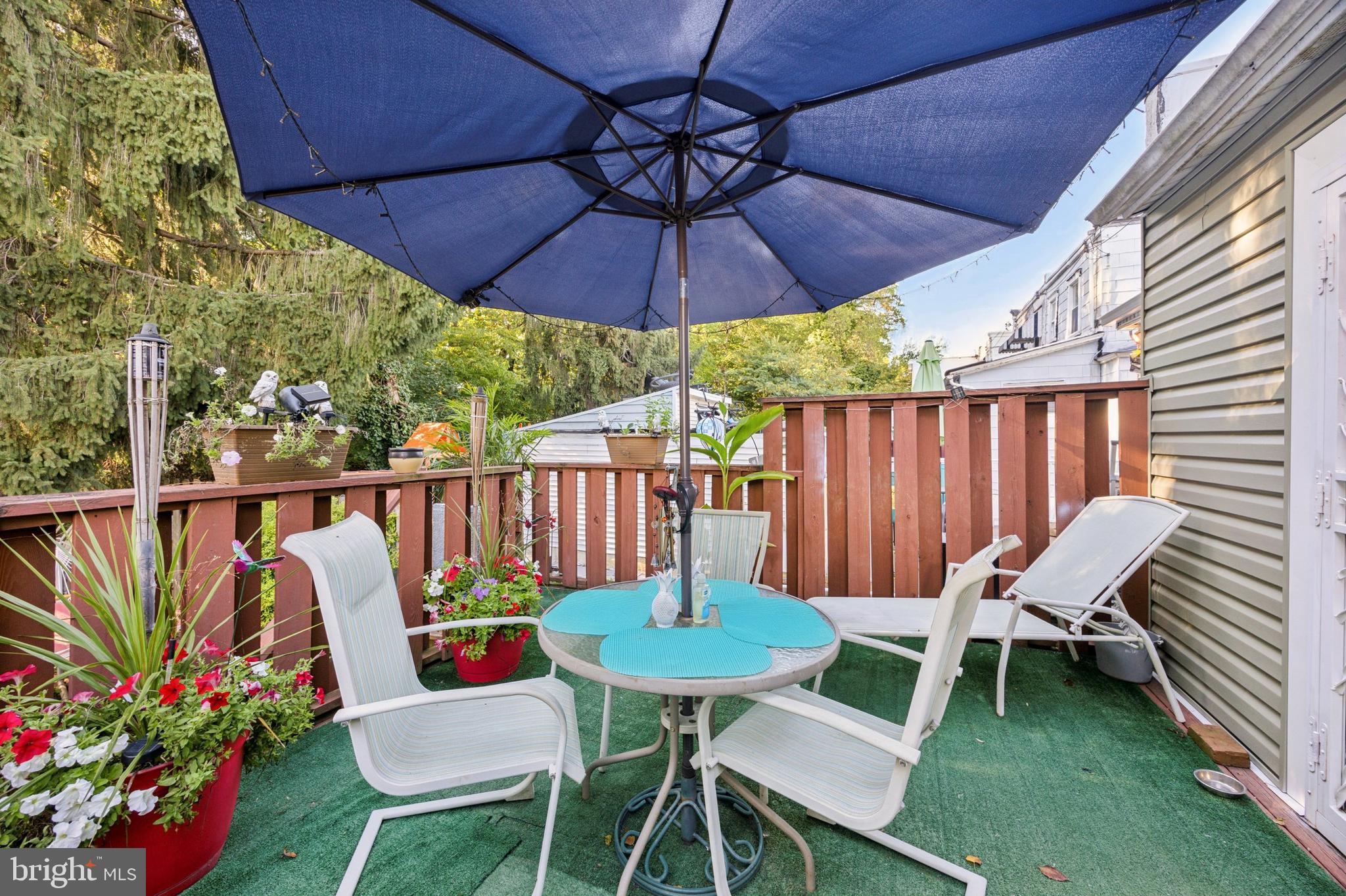 722 Yeadon Avenue Lansdowne, PA 19050 - Photo 21 of 23 a view of a chair and table in the patio
