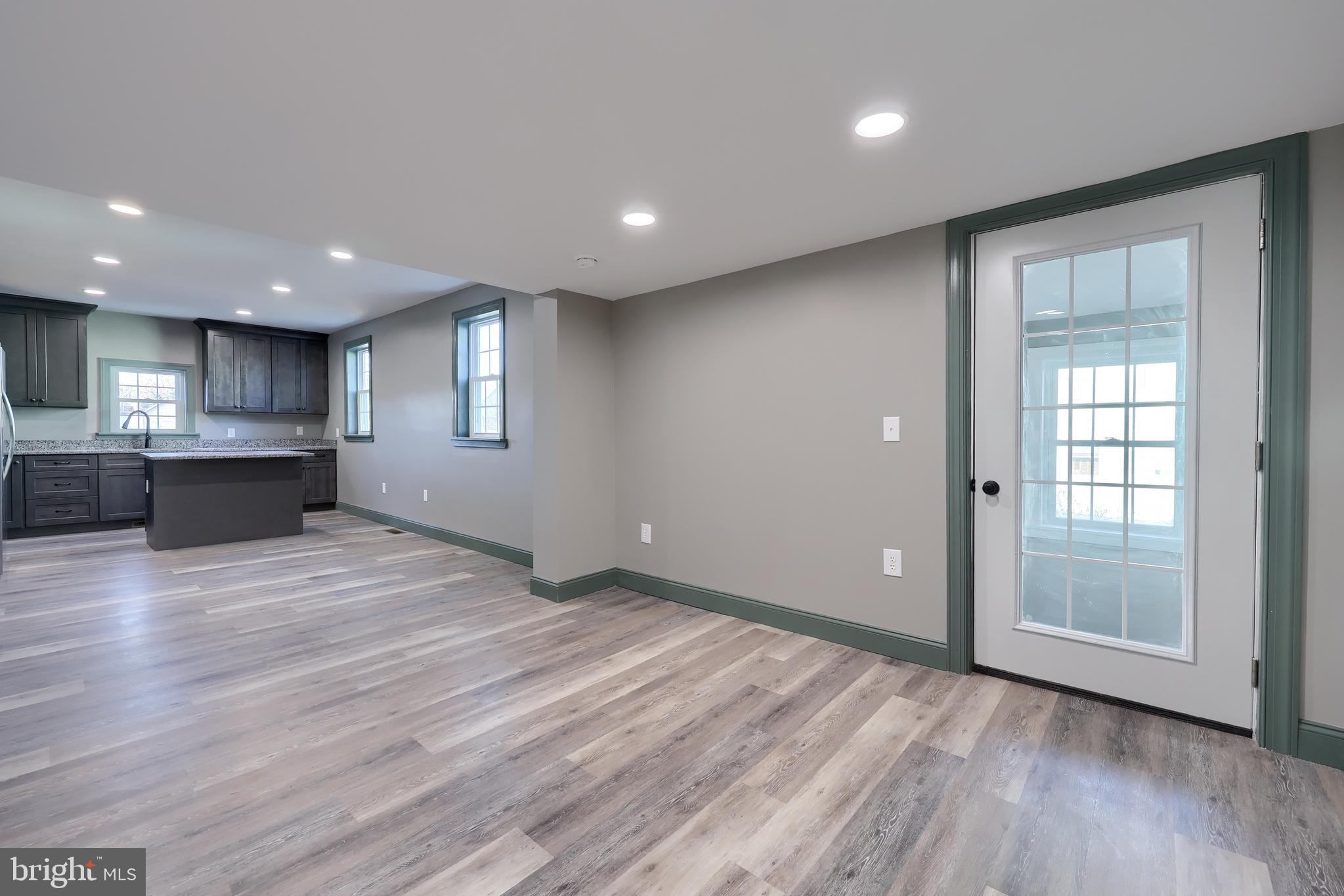 170 South 5th Street Columbia, PA 17512 - Photo 14 of 51