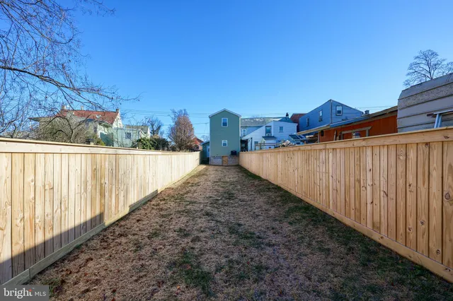 $325,000 | 170 South 5th Street, Columbia, PA 17512