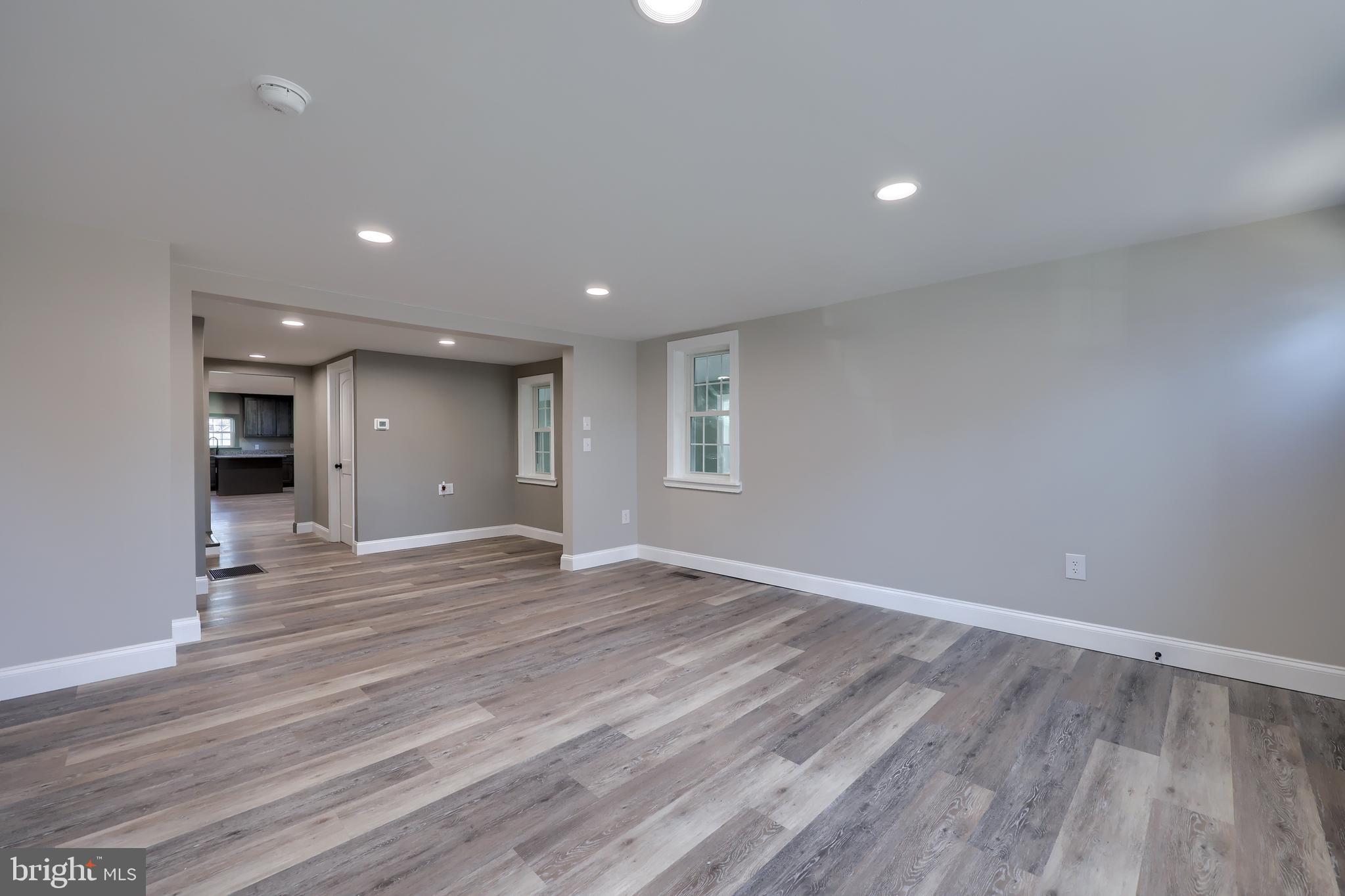 170 South 5th Street Columbia, PA 17512 - Photo 6 of 51