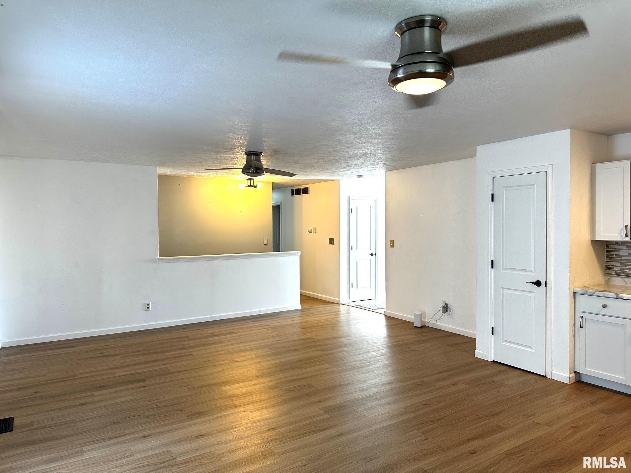 2436 Normal Drive Springfield, IL 62707 - Photo 13 of 26