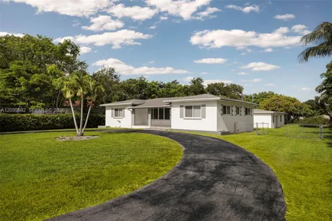 $7,250 | 7840 Southwest 71st Avenue, Miami, FL 33143