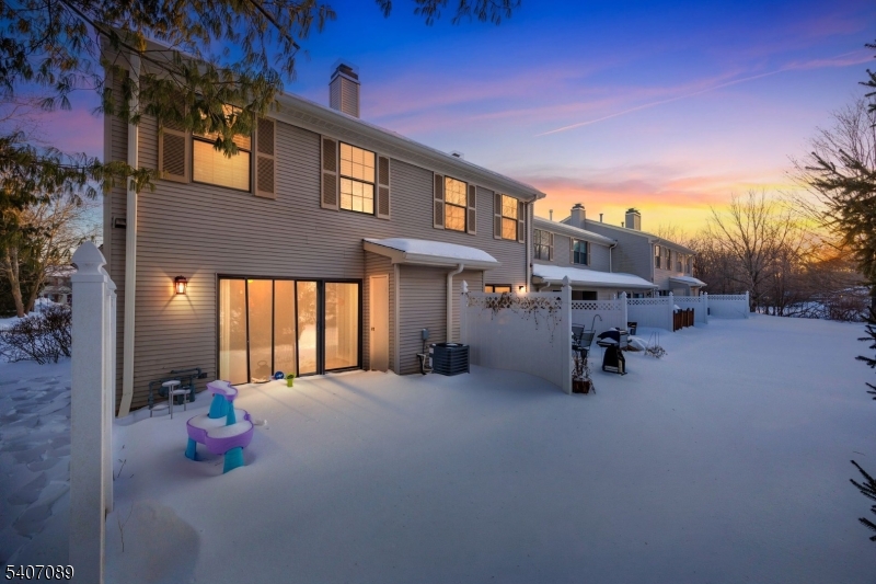 254 Penns Way Bernards, NJ 07920 - Photo 4 of 21