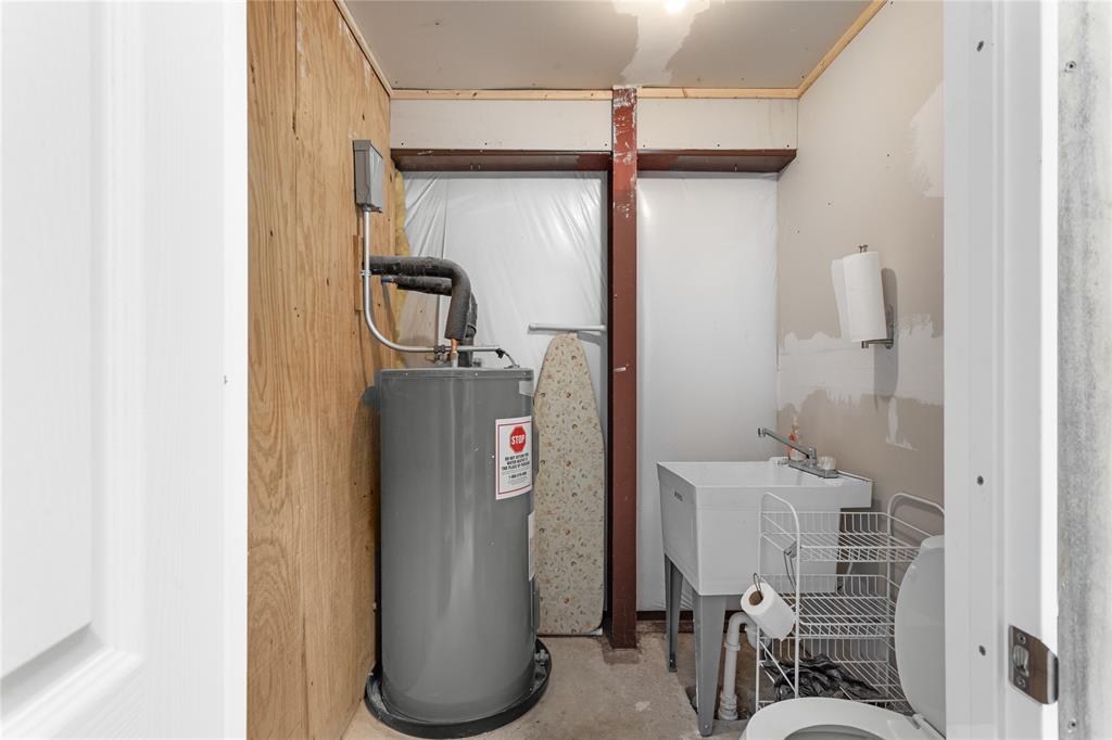 351 County Road 2601 Meridian, TX 76665 - Photo 20 of 40