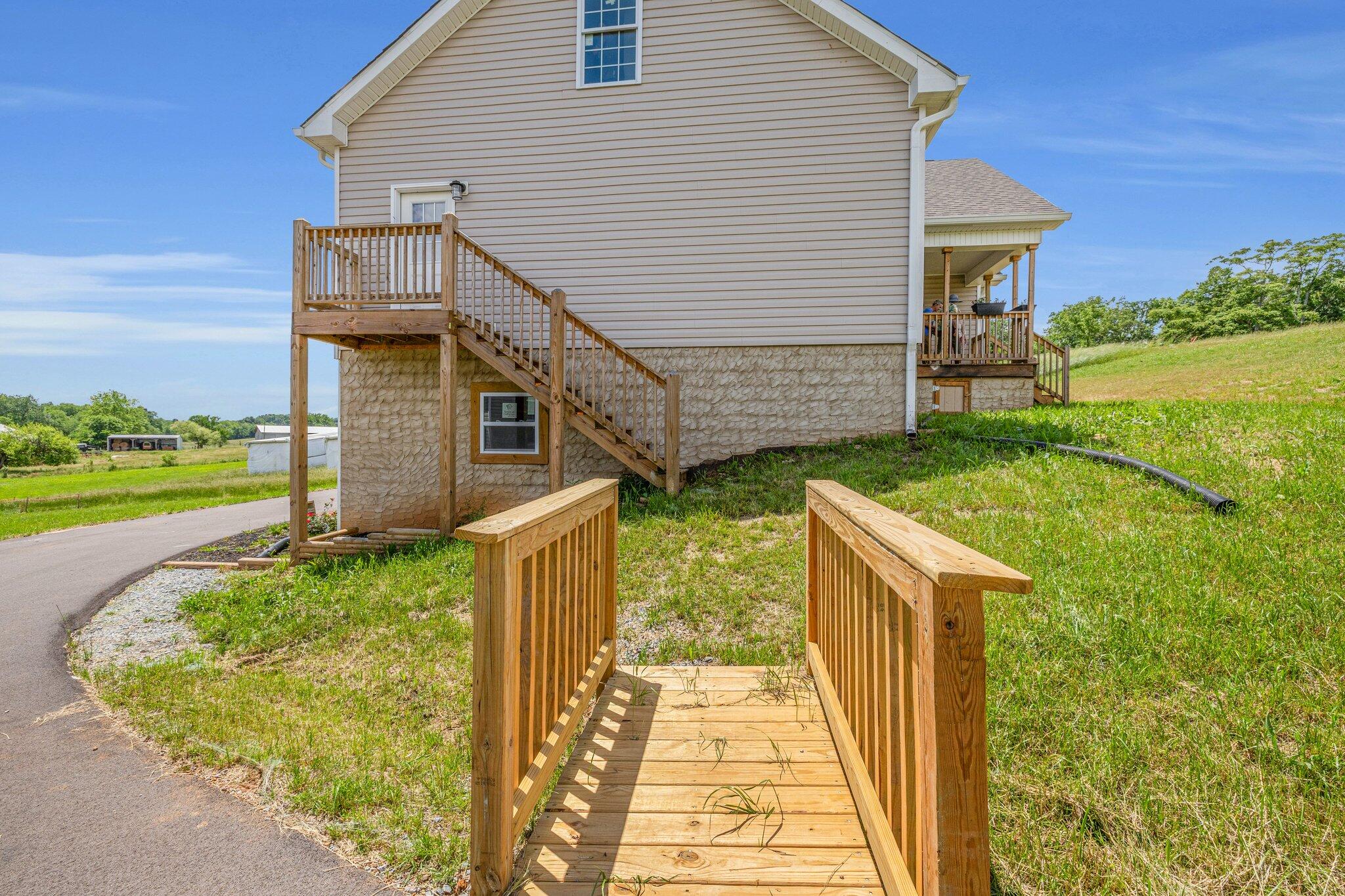 185 Waters Edge Dr Spring Spring City, TN 37381 - Photo 39 of 55 5-web-or-mls-185-waters-edge-dr