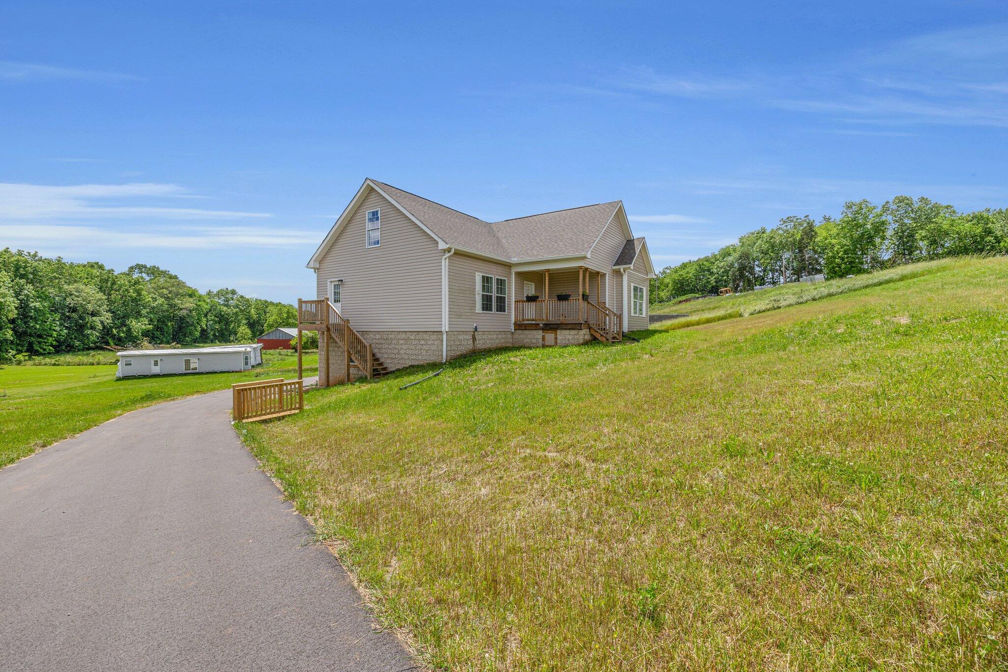 185 Waters Edge Dr Spring Spring City, TN 37381 - Photo 42 of 55 3-web-or-mls-185-waters-edge-dr (1)