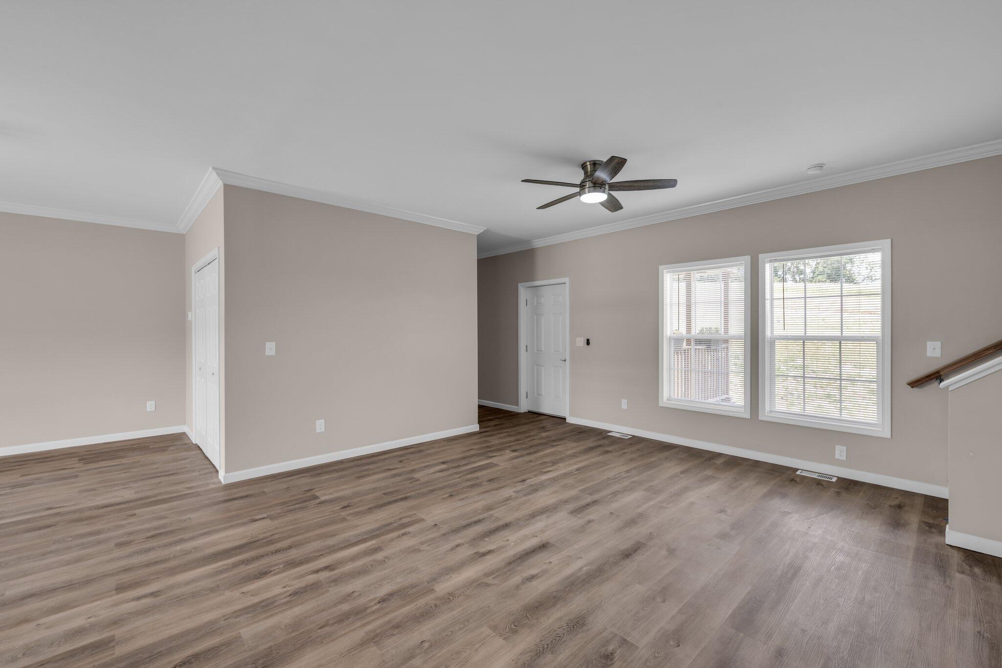 185 Waters Edge Dr Spring Spring City, TN 37381 - Photo 5 of 55 29-web-or-mls-185-waters-edge-dr