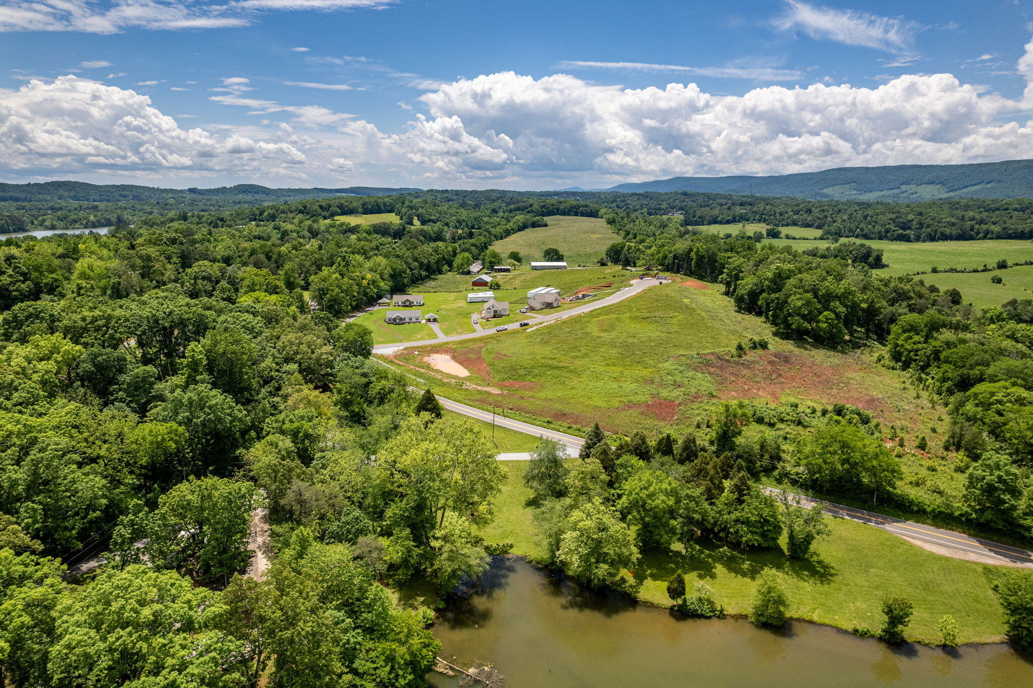 185 Waters Edge Dr Spring Spring City, TN 37381 - Photo 51 of 55 15-web-or-mls-185-waters-edge-dr