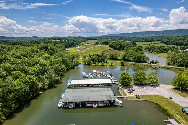 $379,000 | 185 Waters Edge Dr Spring, Spring City, TN 37381