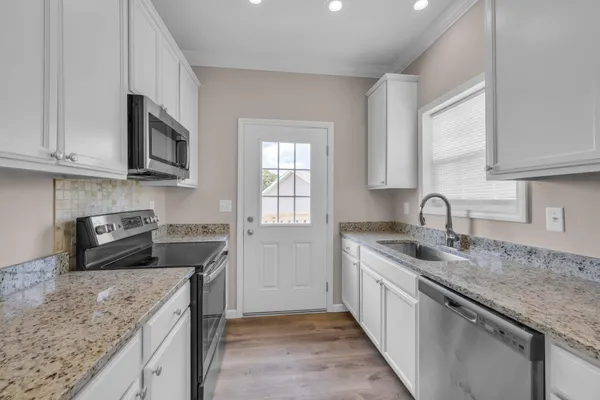 $379,000 | 185 Waters Edge Dr Spring, Spring City, TN 37381