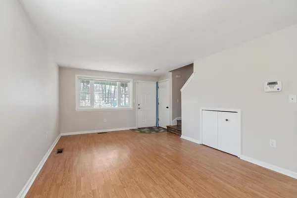 $2,850 | 9 Kennedy Drive, Unit 9, North Chelmsford, MA 01863