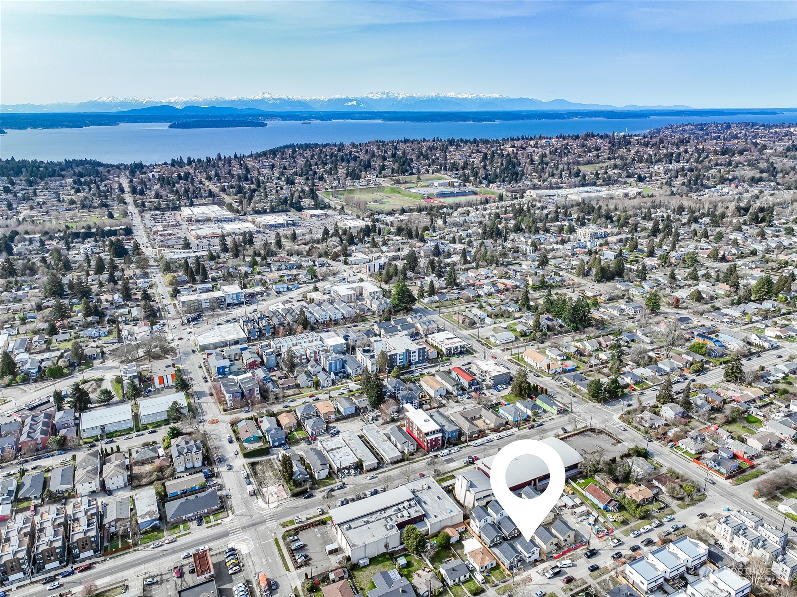 9033 15th Avenue Southwest Seattle, WA 98106 - Photo 15 of 17