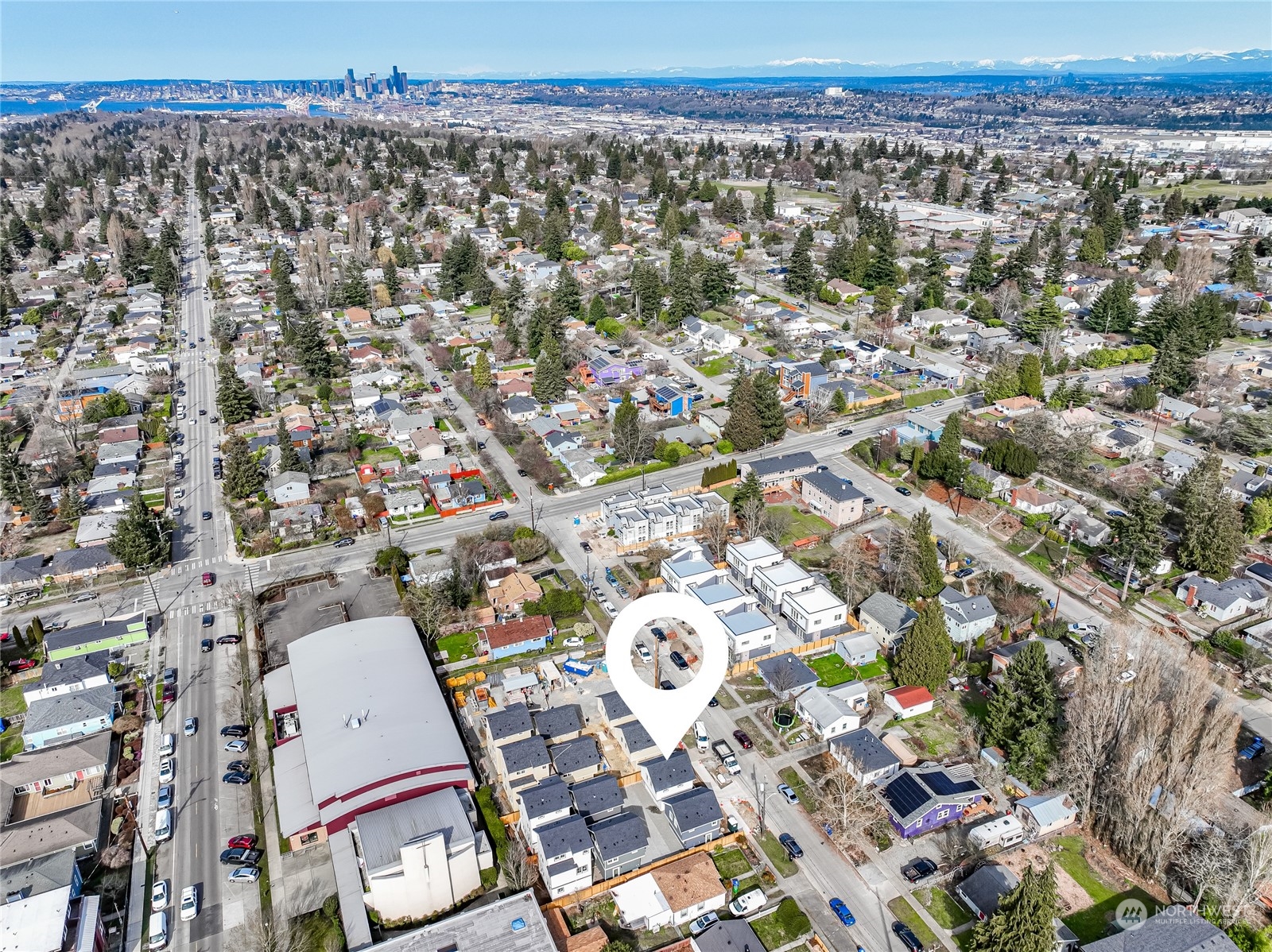 9033 15th Avenue Southwest Seattle, WA 98106 - Photo 16 of 17 an aerial view of multiple house