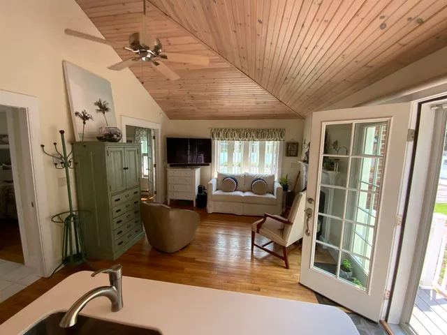 $1,095,000 | 32 Cable Road, Unit 6, Rye, NH 03870