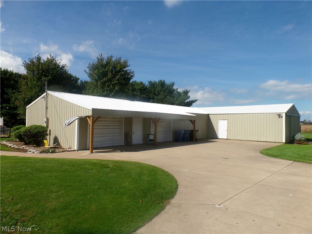 1307 Bogart Road Huron, OH 44839 - Photo 3 of 21