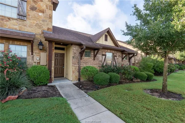$2,000 | 3445 General Drive, College Station, TX 77845