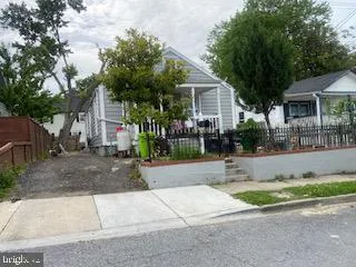 front view of house with a yard