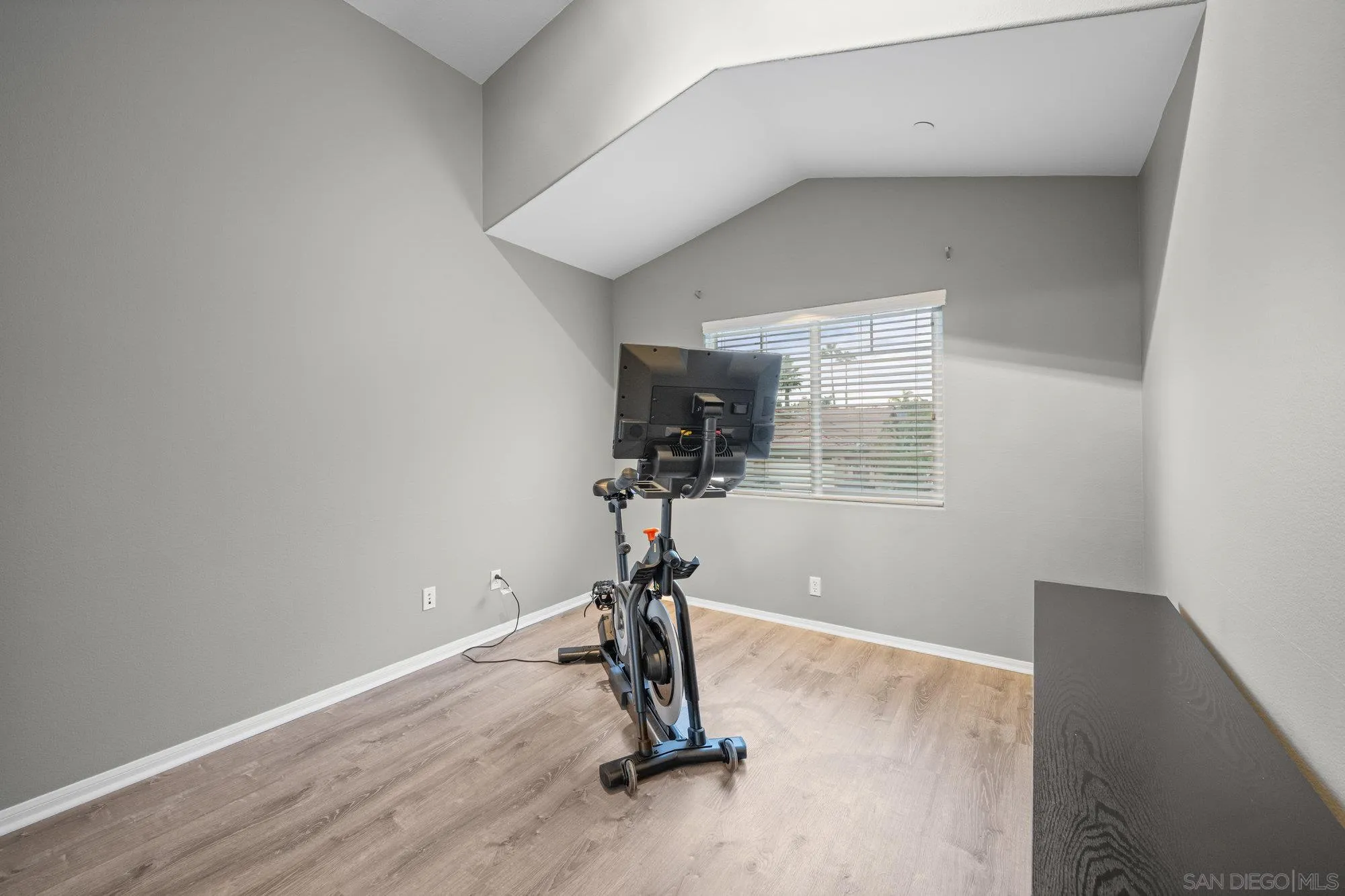 640 Dimaio Way Escondido, CA 92027 - Photo 18 of 31 a view of a room with gym equipment