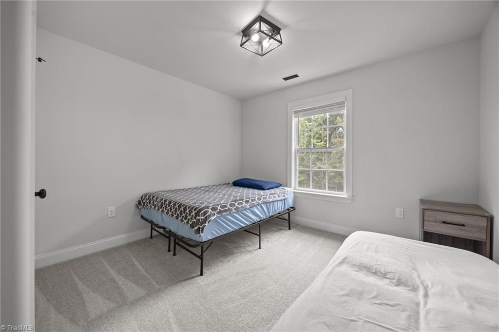 5305 Ridgefall Road Greensboro, NC 27410 - Photo 17 of 36