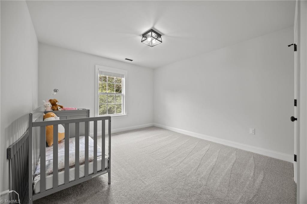 5305 Ridgefall Road Greensboro, NC 27410 - Photo 20 of 36